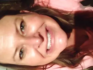 Britney Amber là một rất xinh đẹp và mạnh mẽ cô gái với một người chồng thực sự không biết làm thế nào để sản xuất khi nói đến tình dục. Những gì cô đang tìm kiếm mà fuck ở những nơi khác, chỉ cần bẩm sinh, nhưng cô đã không hy vọng rằng cô ấy dấu của bóng tây đen chơi gái nhật đá chuyên nghiệp отдолбит với cùng tuyệt đẹp thành viên!