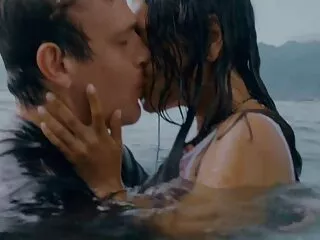 Diễn luôn luôn có một cuộc sống nhàm chán trước khi xem diễn trên TV. Cô sex gái xinh nhật bản mở mắt ra để vui vẻ quyến rũ!